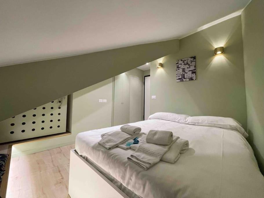Emanuele Attic Apartamento *