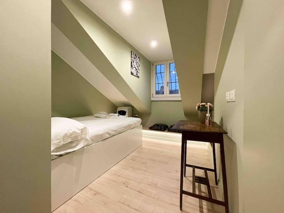 Emanuele Attic Apartment *